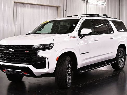 Used 2024 Chevrolet Suburban Z71 w/ Max Trailering Package image 3