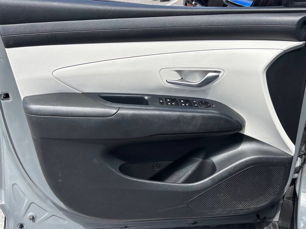 Used 2025 Hyundai Tucson SEL FWD image 10