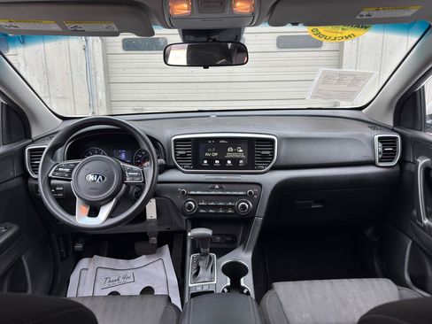 Used 2020 Kia Sportage LX FWD image 16