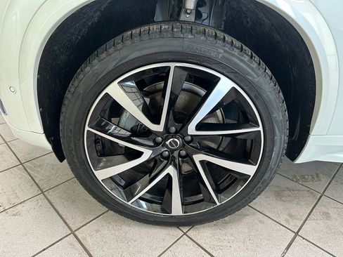 Used 2024 Volvo XC90 B6 Plus w/ Protection Package Premier image 16