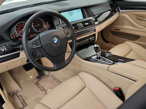 Used 2014 BMW 528i xDrive Sedan AWD/4WD image 16