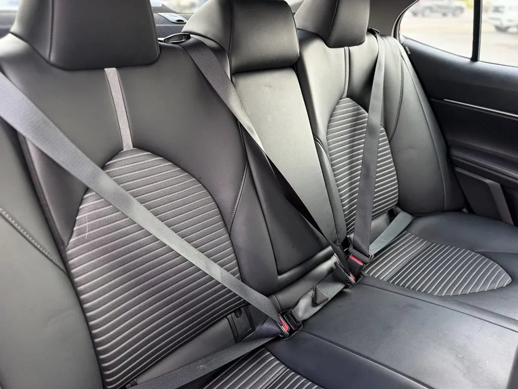 Used 2024 Toyota Camry SE FWD image 17