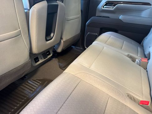 New 2026 GMC Sierra 1500 SLE w/ Preferred Package AWD/4WD image 12