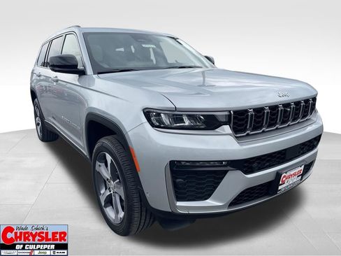 New 2026 Jeep Grand Cherokee L Limited AWD/4WD image 1