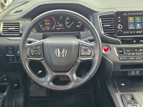 Used 2024 Honda Ridgeline Sport image 17
