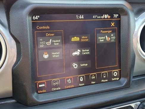 Certified 2022 Jeep Wrangler Unlimited Sahara w/ Cold Weather Group image 19