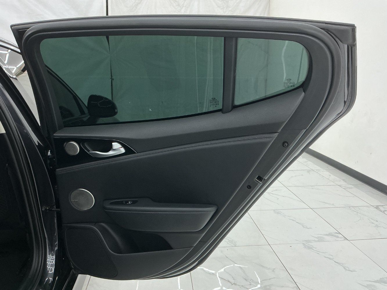 Used 2019 Kia Stinger Premium AWD/4WD image 25