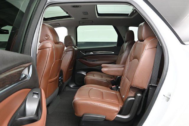 Used 2020 Buick Enclave Avenir w/ Avenir Technology Package AWD/4WD image 23