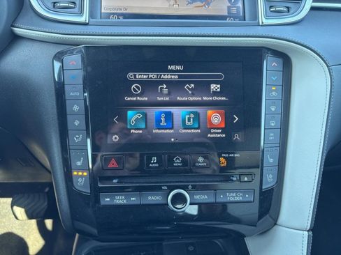 Used 2025 INFINITI QX55 Essential image 21