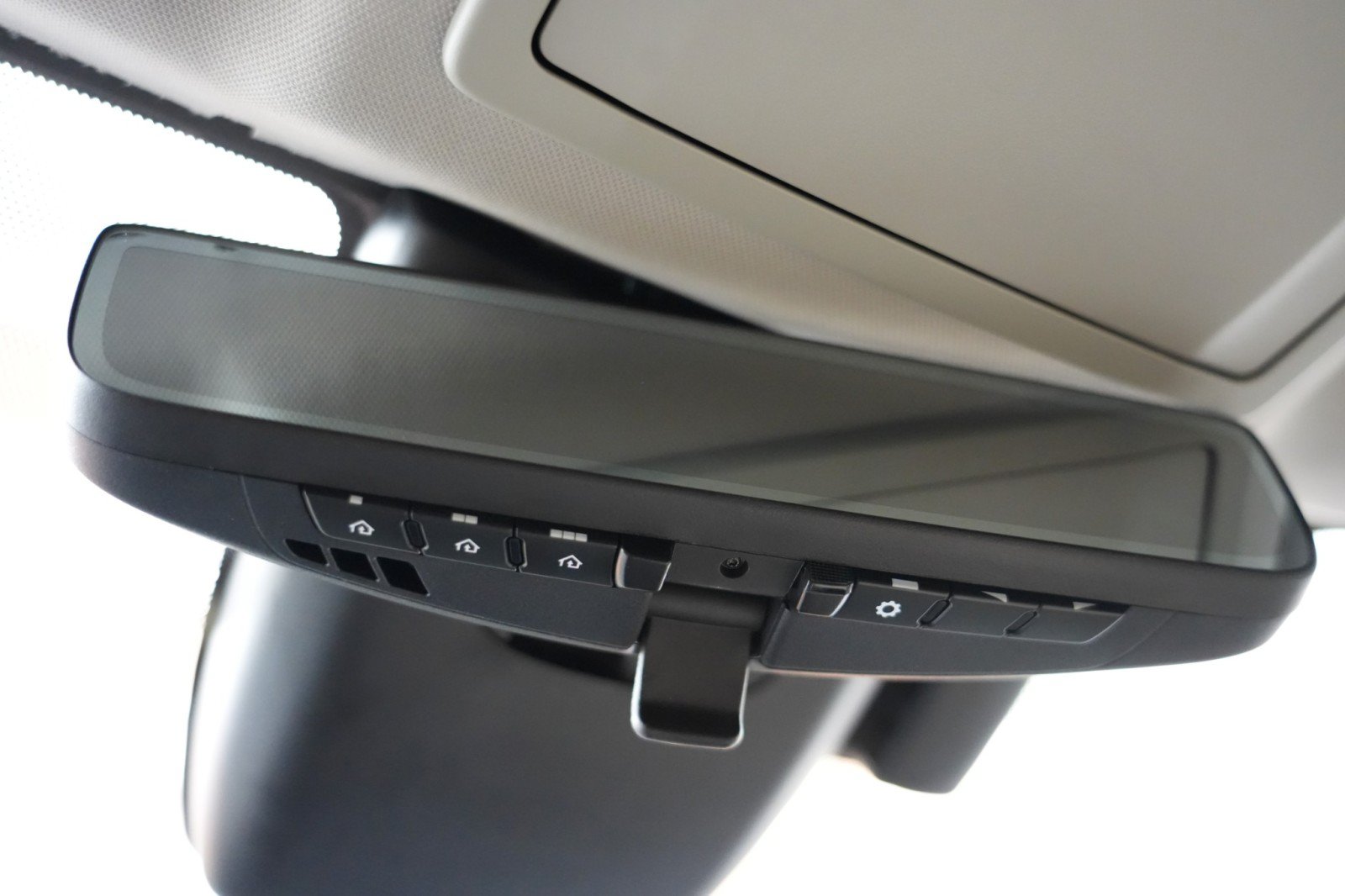 Used 2024 Toyota Highlander Platinum FWD image 34
