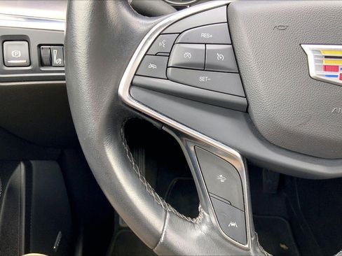 Used 2023 Cadillac XT5 Luxury FWD image 19
