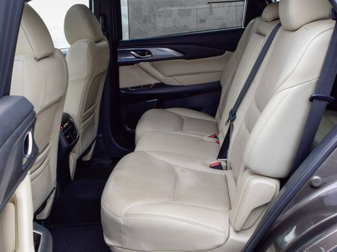 Used 2018 MAZDA CX-9 Grand Touring image 18