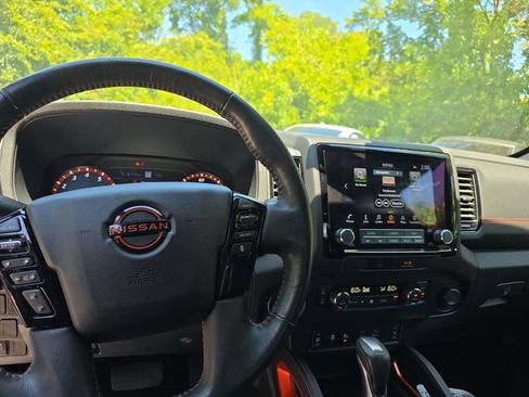 Used 2023 Nissan Frontier Pro-X w/ Pro-X Premium Package RWD image 13