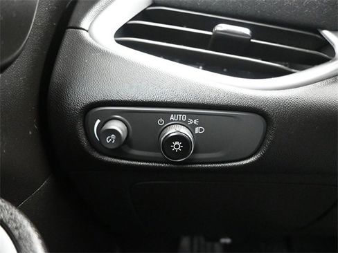 Used 2023 Chevrolet Malibu LT image 19