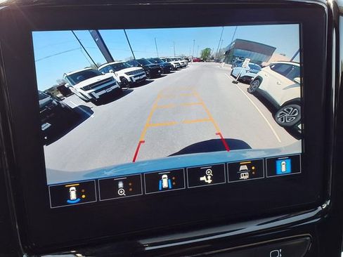 Used 2023 Chevrolet Traverse Premier w/ LPO, Floor Liner Package AWD/4WD image 17