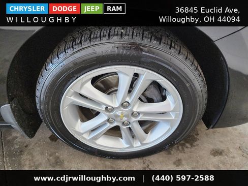 Used 2018 Chevrolet Cruze LT FWD image 40