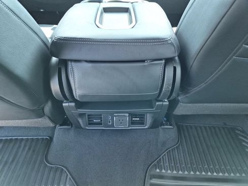 Used 2026 GMC Sierra 1500 Elevation AWD/4WD image 33