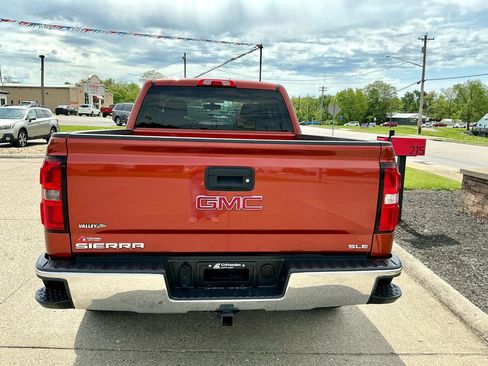 Used 2015 GMC Sierra 1500 SLE w/ SLE Value Package AWD/4WD image 6