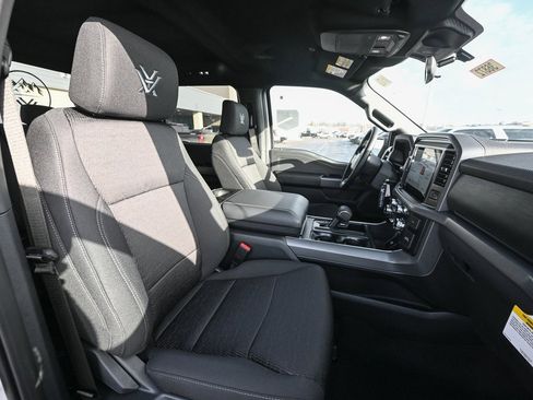 New 2025 Ford F150 XLT w/ Equipment Group 301A Standard image 27