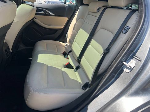 Used 2017 INFINITI QX30 Premium w/ Technology Package AWD/4WD image 33