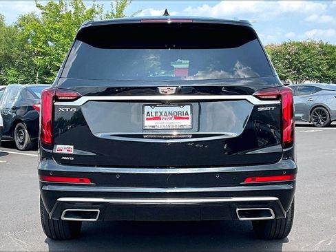 Used 2024 Cadillac XT6 Luxury AWD/4WD image 4