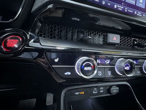 Used 2024 Honda CR-V EX-L image 7