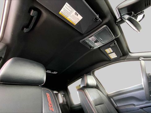 Used 2021 Nissan Titan PRO-4X w/ Pro-4x Convenience Package AWD/4WD image 14