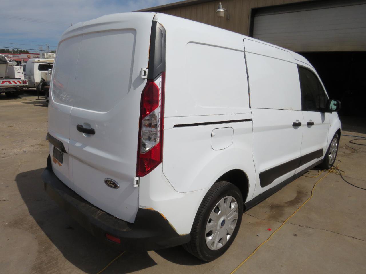 Used 2019 Ford Transit Connect XLT FWD image 4