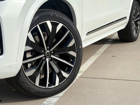 New 2026 Volvo XC90 B5 Core w/ Protection Package Premier AWD/4WD image 10