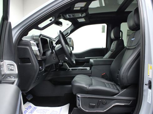 New 2026 Ford F250 Platinum image 12