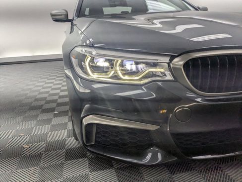 Used 2018 BMW M550i xDrive image 12