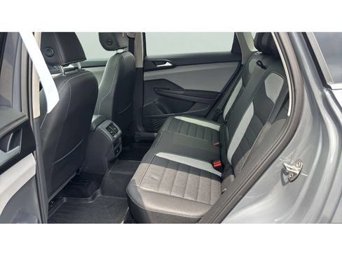 Used 2023 Volkswagen Taos SEL AWD/4WD image 20