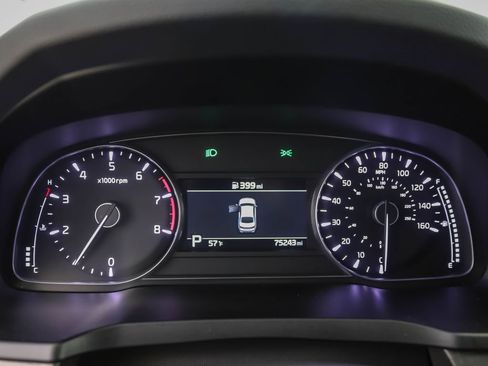 Used 2020 Kia Cadenza Technology image 14