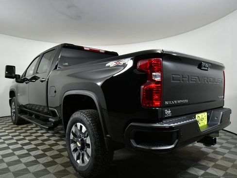 New 2026 Chevrolet Silverado 2500 Custom w/ Custom Value Package image 13