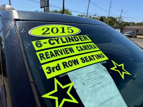 Used 2015 Ford Explorer XLT w/ Equipment Group 202A FWD image 2