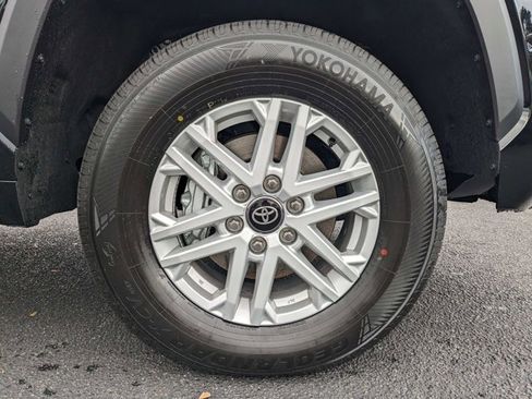 New 2025 Toyota Tundra SR5 AWD/4WD image 10