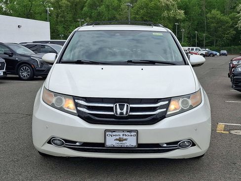 Used 2016 Honda Odyssey Touring Elite image 2
