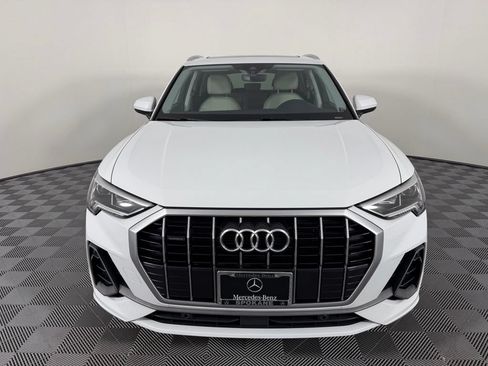 Used 2023 Audi Q3 2.0T Premium w/ Convenience Package AWD/4WD image 2