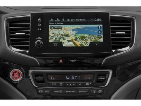 Used 2021 Honda Pilot Touring image 16