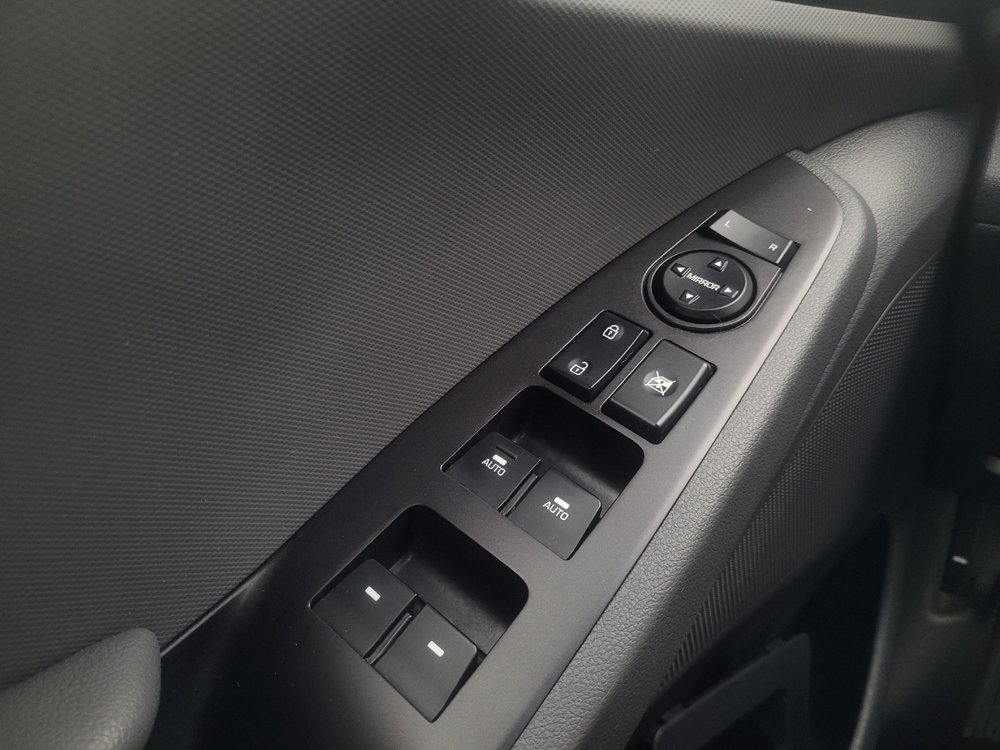 Used 2019 Hyundai Ioniq Limited FWD image 27