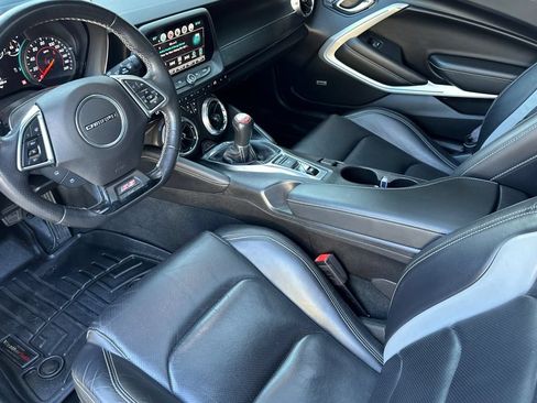 Used 2016 Chevrolet Camaro SS RWD image 10