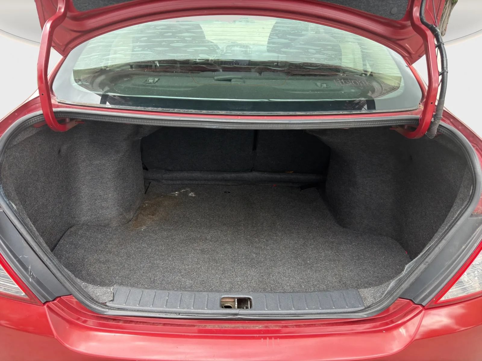Used 2016 Nissan Versa SV FWD image 20