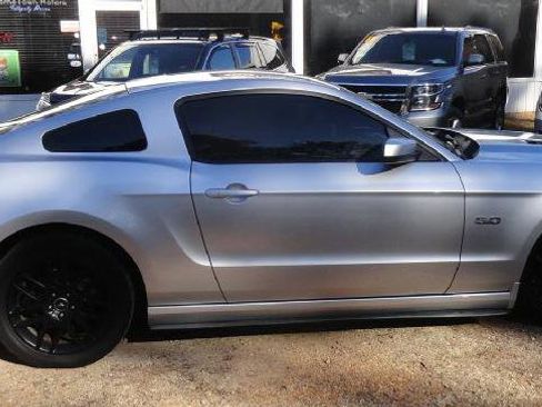 Used 2014 Ford Mustang GT Premium w/ Comfort Package image 14