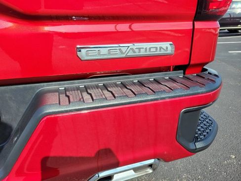 Used 2024 GMC Sierra 1500 Elevation image 31