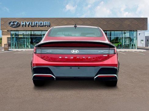 New 2025 Hyundai Sonata SEL image 6