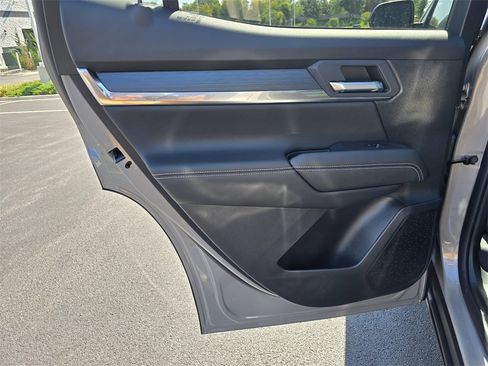 New 2026 GMC Terrain Elevation w/ Elevation Premium Package image 23