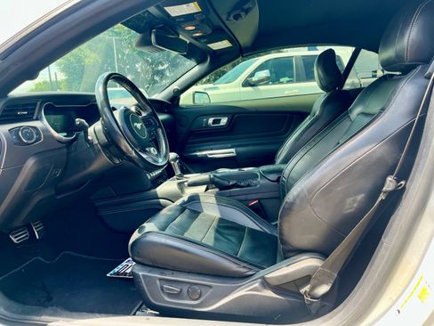 Used 2020 Ford Mustang GT Premium w/ Equipment Group 401A RWD image 7