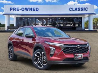 Used 2024 Chevrolet Trax RS w/ Sunroof Package FWD video 1
