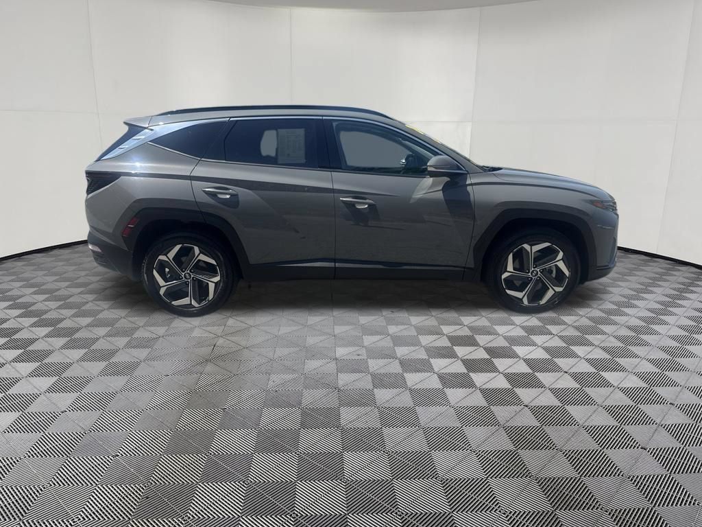 Used 2024 Hyundai Tucson Limited AWD/4WD image 4