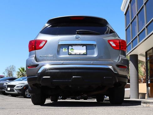 Used 2020 Nissan Pathfinder S FWD image 12